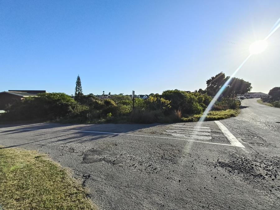 0 Bedroom Property for Sale in Wavecrest Eastern Cape